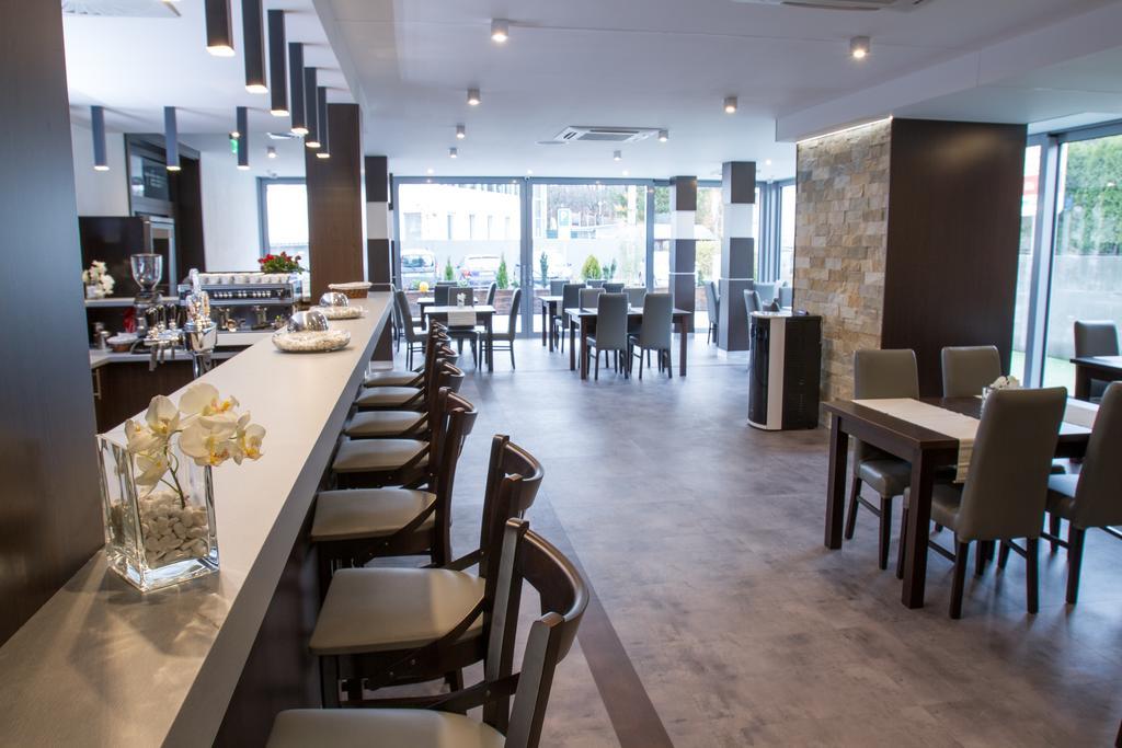 Guest House Frizzante Turčianske Teplice المظهر الخارجي الصورة