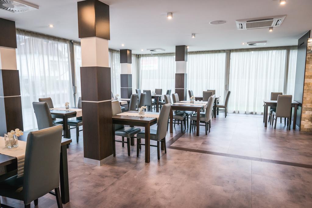 Guest House Frizzante Turčianske Teplice المظهر الخارجي الصورة